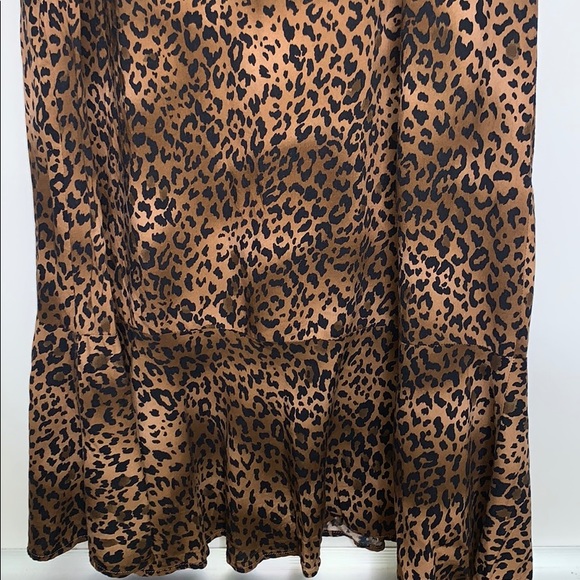 R&K VINTAGE Animal Print Leopard Ruffle Hem Dress - Picture 2 of 9